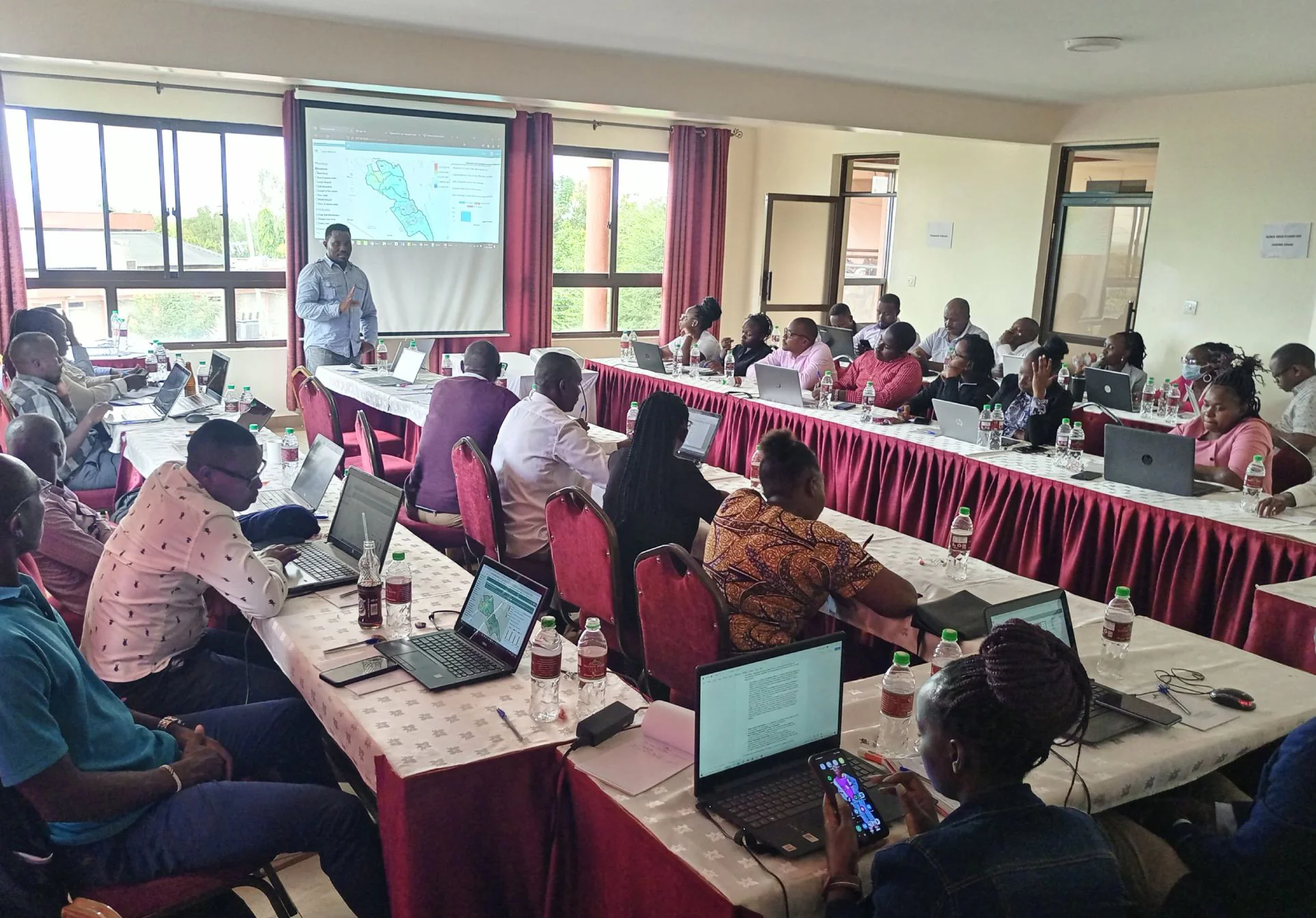 Makueni County staff at a GGIL geospatial resilience training session
